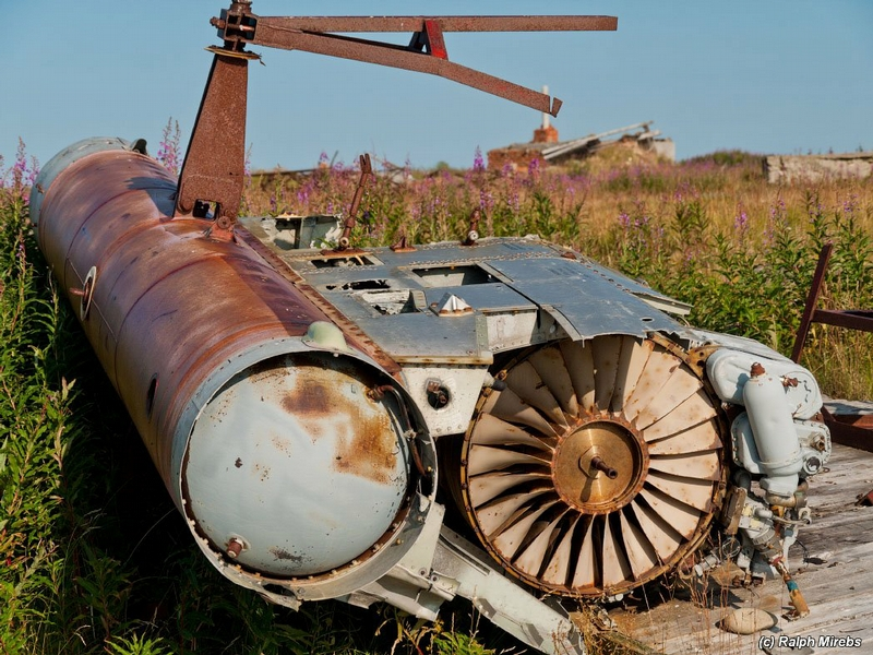 Illustration for article titled This Island Holds the Decaying Remains of the Soviet Nuclear Fleet